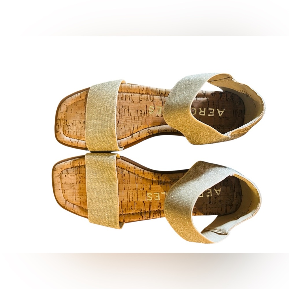 AEROSOLES Soft Gold Bente Footwear Size 9.5M